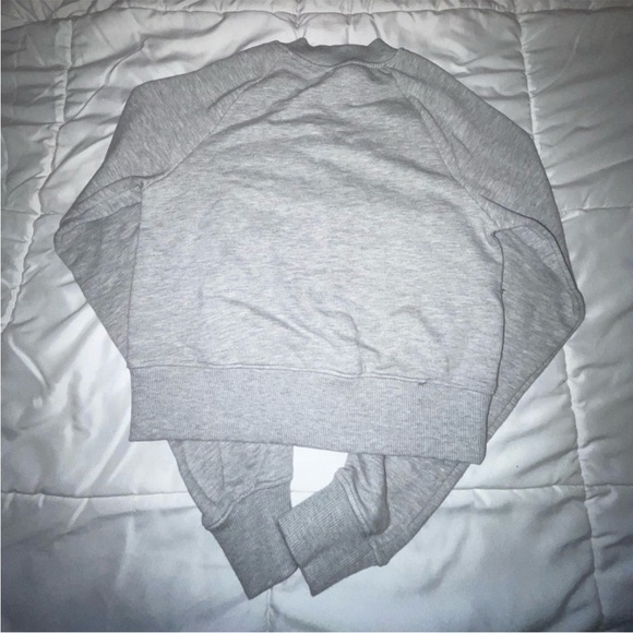 Crewneck - Picture 3 of 3